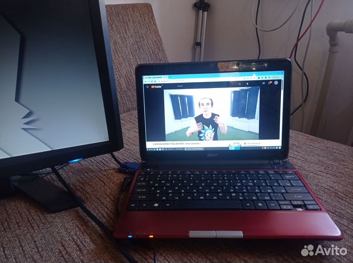 Ноутбук с дополнительным монитором