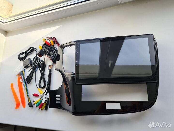 Штатная магнитола mitsubishi outlander 3 android