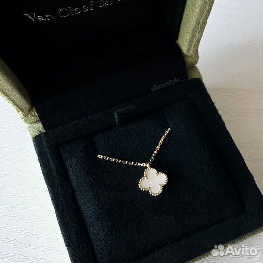 Подвеска van cleef перламутр