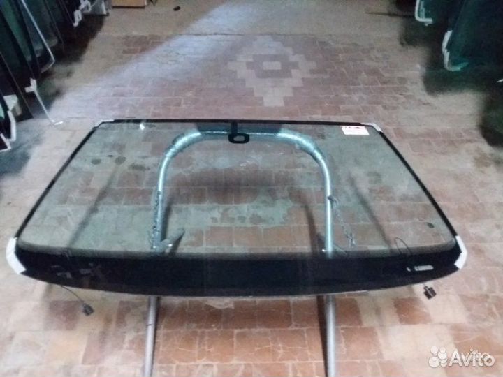 Лобовое стекло Фольксваген Пассат Б6