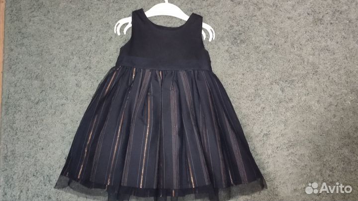 Новые вещи на девочку Carter's