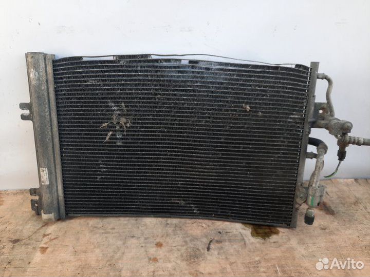 Радиатор кондиционера Opel Astra хэтчбэк 3 дв. 1.8