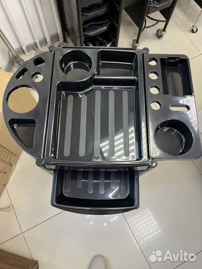 Тележка парикмахерская (не дешевка)