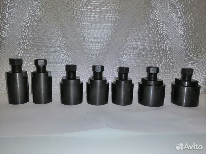 Съемник маховика магнето генератора