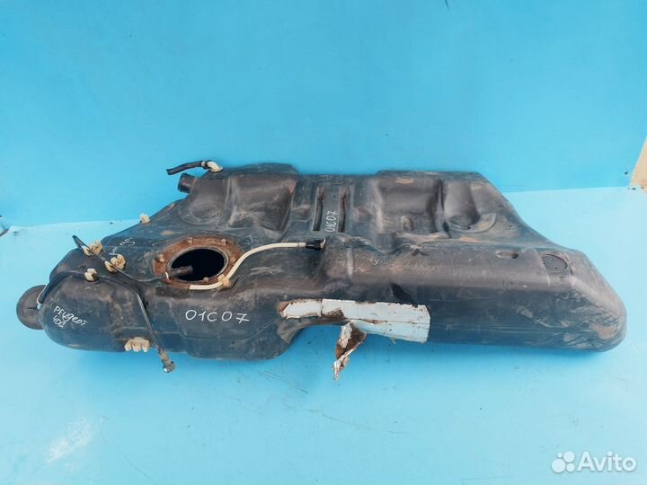 Топливный бак для Peugeot 406 1995-1999