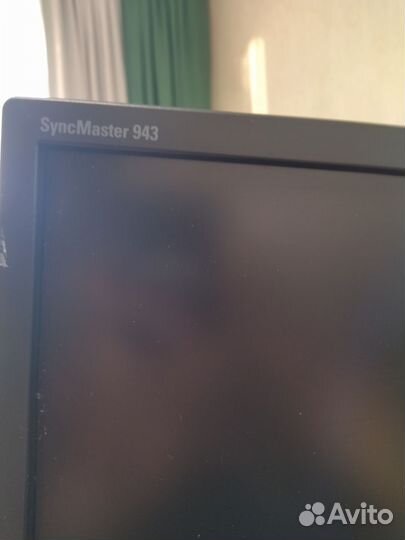 Монитор Samsung