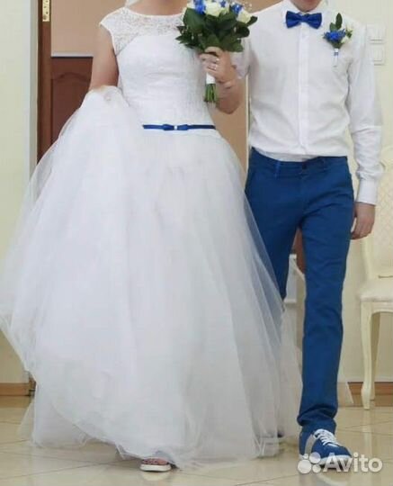 Свадебное платье