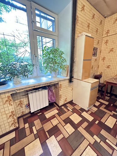 3-к. квартира, 90,3 м², 1/4 эт.