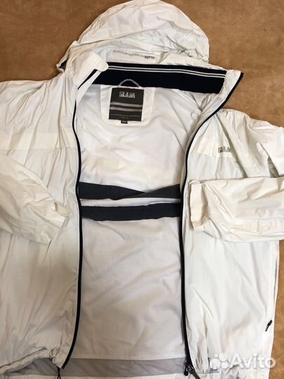 Ветровки глубая и белая