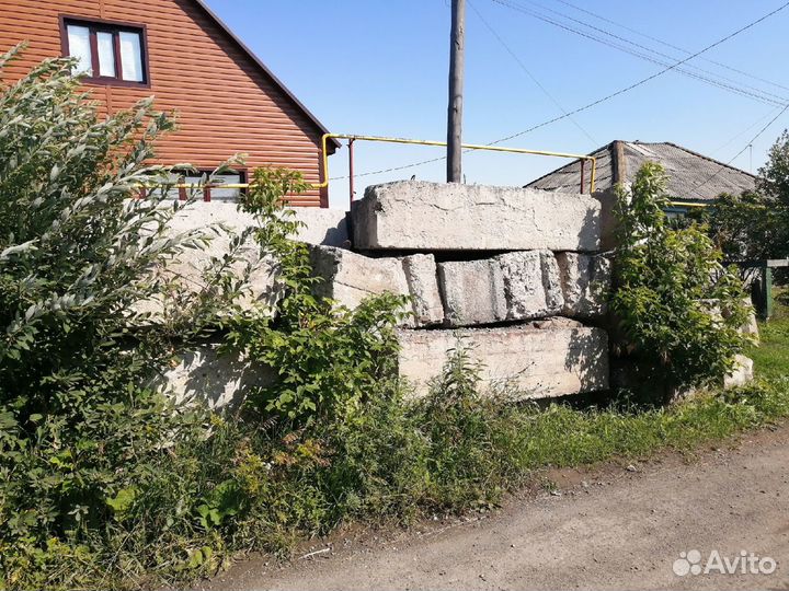 Строительный блок бу