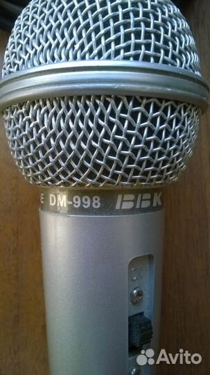 Микрофон BBK DM-998