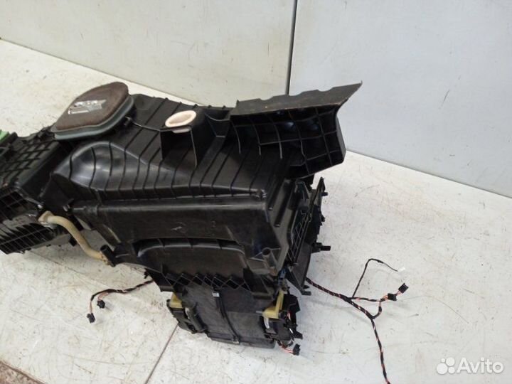 Корпус отопителя Bmw 7-Series F01/F02/F04 4.4 2011