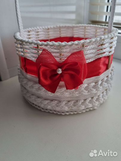 Корзинка плетенная