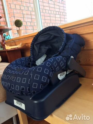 Детское автокресло - переноска фирмы Reg Perego. о