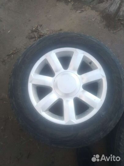 Bridgestone Blizzak DM-V2 275/60 R18 113