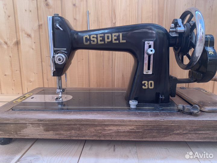 Швейная машинка