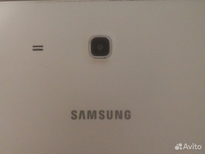 Планшет Samsung Galaxy Tab E