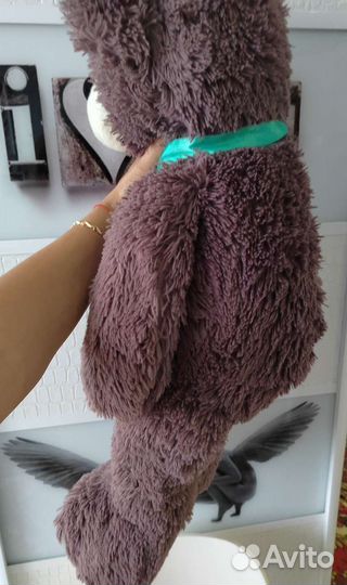 Большой плюшевый мишка