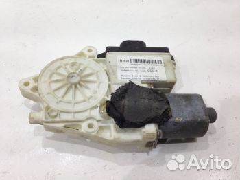 Моторчик заднего левого стеклоподъемника