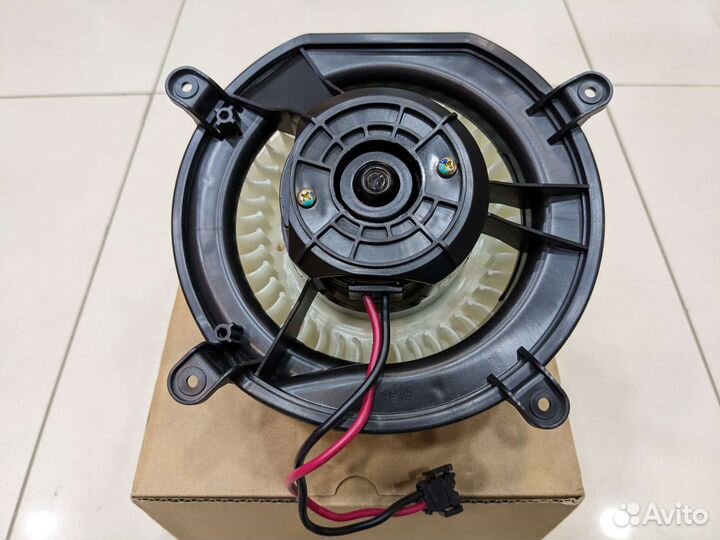 Мотор отопителя mercedes benz E W211 / CLS C219