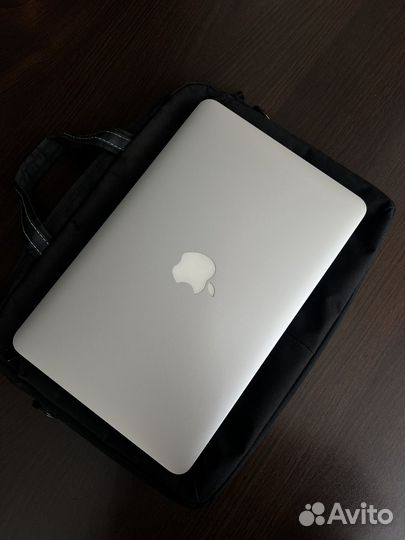 MacBook Air 11 (2012), 64Гб, Core i5