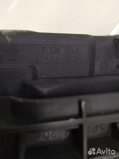 Кронштейн радиатора BMW z4 x3 E85 E83