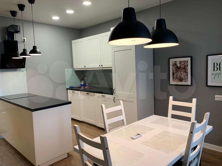 3-к. квартира, 80 м², 12/12 эт.