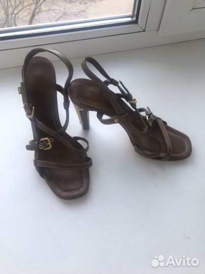 Босоножки Prada 36,7