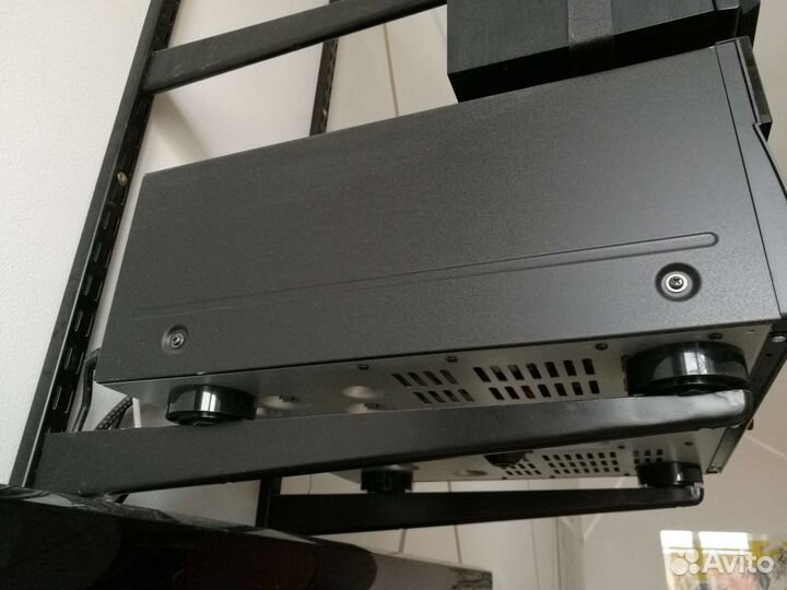 Крепёж кронштейн для бытовой техники 100 кг