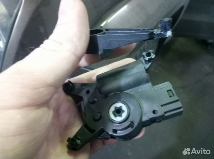 7L0907511AL Тяга привода заслонки климата VAG