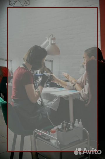 Маникюр и педикюр в 4 руки