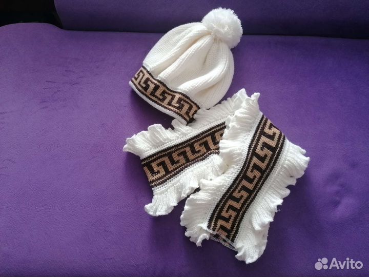 Комплект (берет + шарф) новый