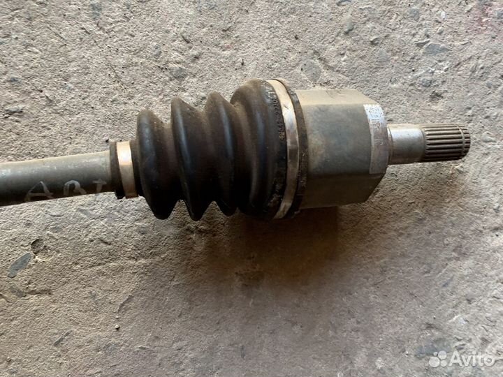 Привод правый Hyundai Accent Автомат