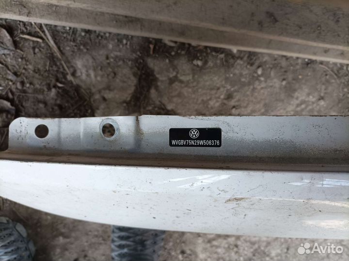 Крыло на Фольксваген Тигуан