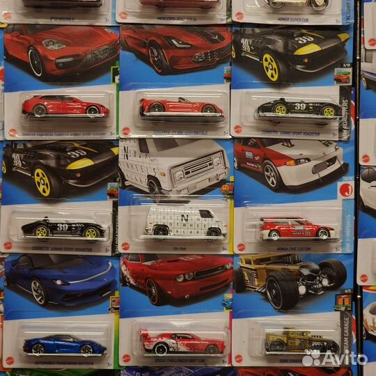 Hot Wheels Main в ассортименте