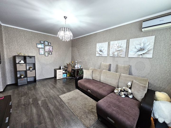 2-к. квартира, 55,4 м², 8/13 эт.