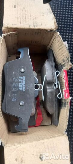 Тормозные колодки TRW GDB1621