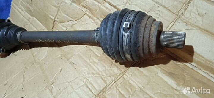 Полуось передняя левая skoda Octavia 1.9d, golf 5
