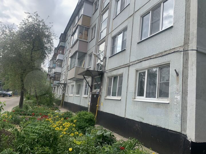 2-к. квартира, 42 м², 2/5 эт.