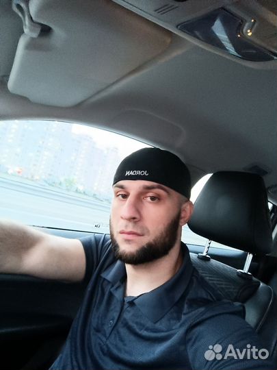 Водитель самосвала