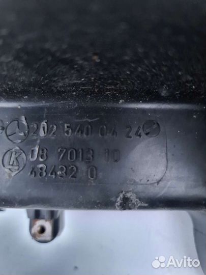 Корпус блока предохранителей Mercedes W202/W208