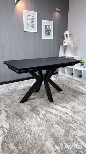 Высококачественный обеденный стол