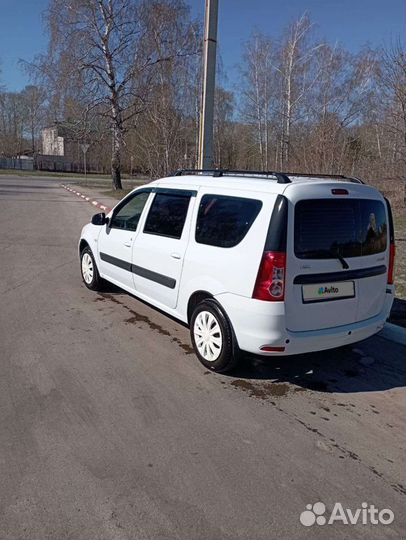 LADA Largus 1.6 МТ, 2017, 200 000 км