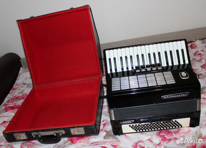 Новый немецкий аккордеон Weltmeister Stella 3/4