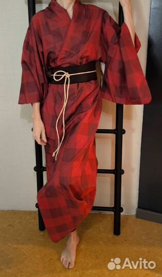 Кимоно юката. Красное
