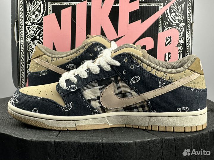 Кеды Nike Dunk SB Travis Scott Cactus Jack