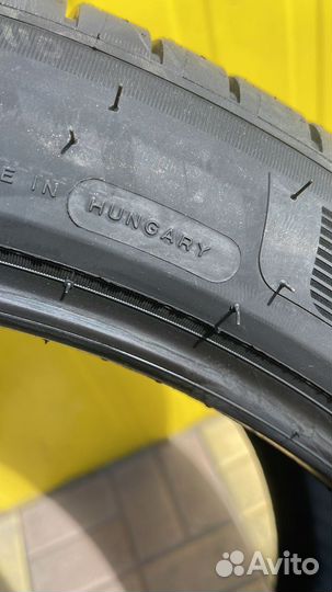 Michelin Pilot Sport 4 SUV 295/35 R23