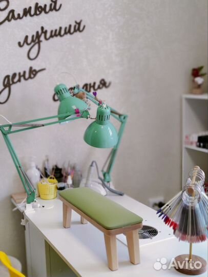 Вытяжка для маникюра встраиваемая