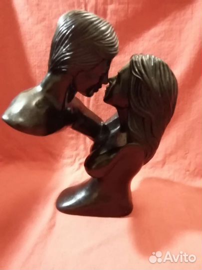 Статуэтка Влюбленные