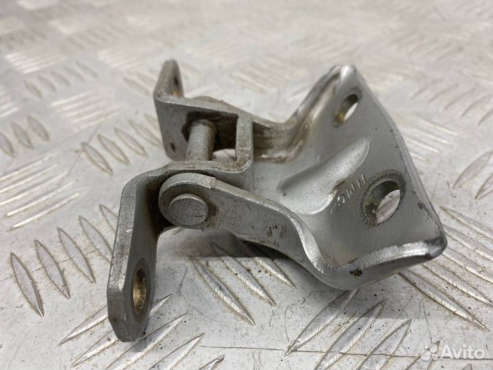 Б/У петля двери задний левый Hyundai Elantra XD